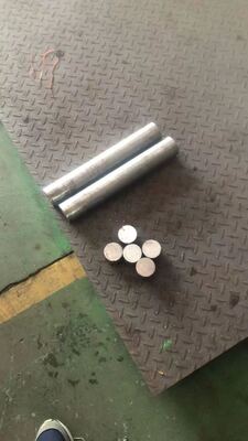 1100 H14 Bar bulat aluminium murni dengan kemurnian 99% dan konduktivitas IACS 62% untuk aplikasi listrik